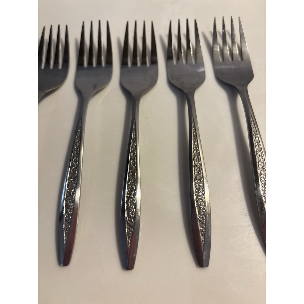 Lot of 7 Vintage Custom Craft CUS5 Stainless 6" Salad Forks Floral Taiwan